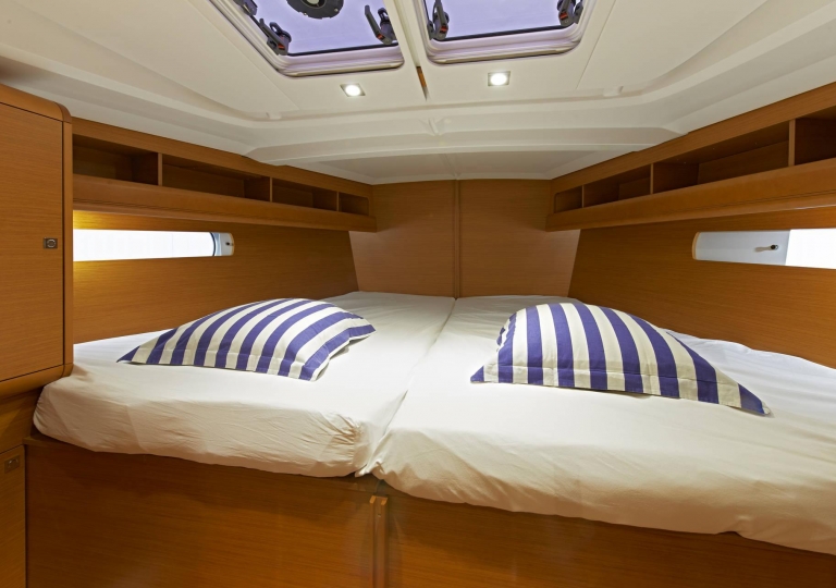 Joy-Sun Odyssey 479